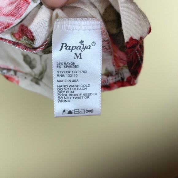 PAPAYA Floral Graphic LOVE Tank Size Med - Picture 4 of 5